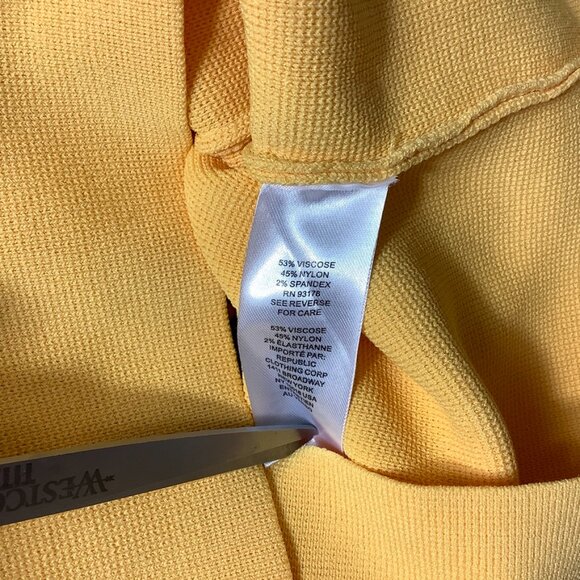 House of Harlow 1960 Yellow Knit Sleeveless Top NWT L - Picture 6 of 6